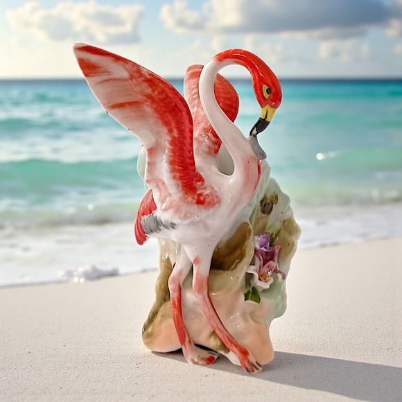 Vtg Flamingo MINI Vase Planter Japan Porcelain Succulent Air Plants Kitschy READ - Picture 14 of 16